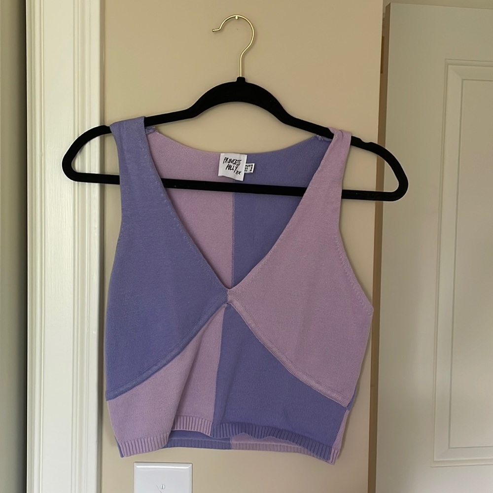 Fun cropped sweater! Size medium from Princess Polly!